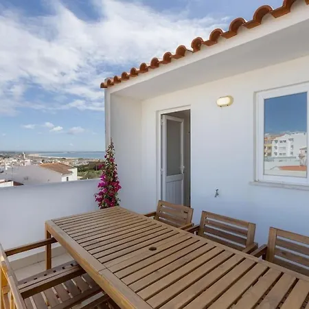 Townhouse With Stunning Sea Views And Terrace Lagos