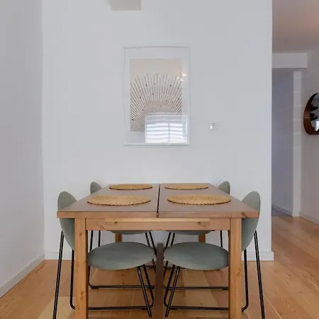 Hébergement de vacances Townhouse With Stunning Sea Views And Terrace Lagos