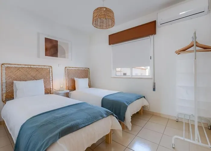Townhouse With Stunning Sea Views And Terrace Ferienhaus Lagos
